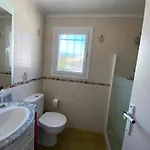 Casa Blanca 34 - Piscina Y Playa Privada Wifi 펜션